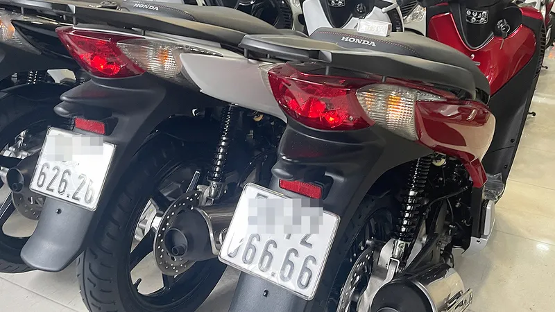 Chộn rộn săn xe cũ biển số đẹp
