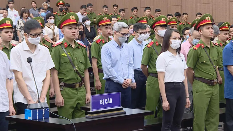Tuyên án 54 bị cáo trong vụ “chuyến bay giải cứu” 
