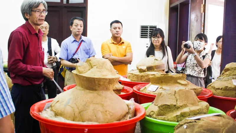 Giải pháp bảo tồn tính nguyên vẹn mộ chum trong Văn hóa Sa Huỳnh sau khai quật