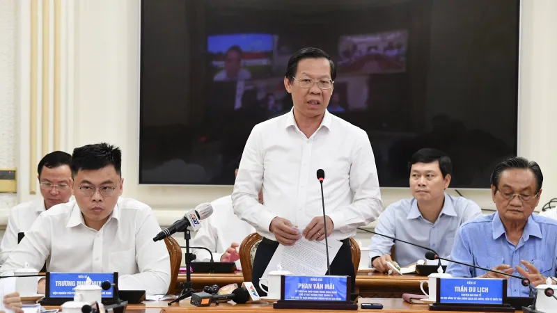 Chủ tịch UBND TPHCM Phan Văn Mãi chủ trì họp Hội đồng tư vấn triển khai thực hiện Nghị quyết 98