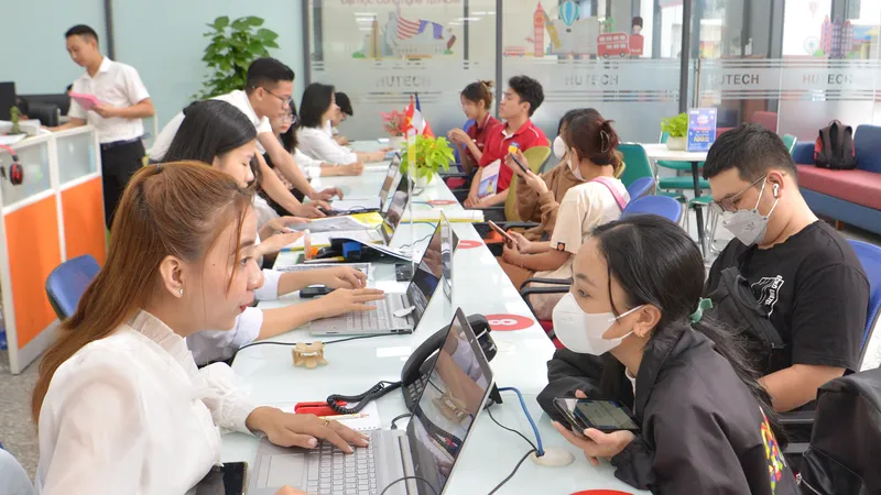 Điểm chuẩn đại học đợt 1-2023: Nhiều ngành tăng bất ngờ