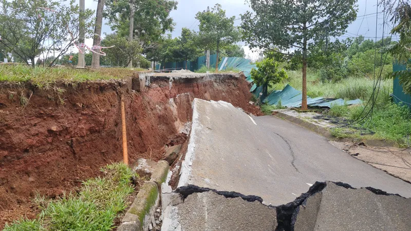 Vụ sạt lở đường Hồ Chí Minh ở Đắk Nông: Nhà đầu tư phải khắc phục sự cố