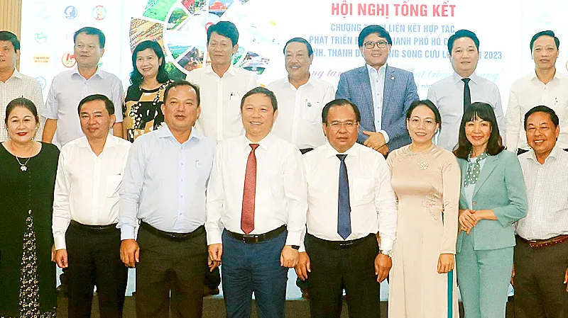 Toàn cảnh khu lễ hội Festival Tôm Cà Mau. Ảnh: Báo Cà Mau