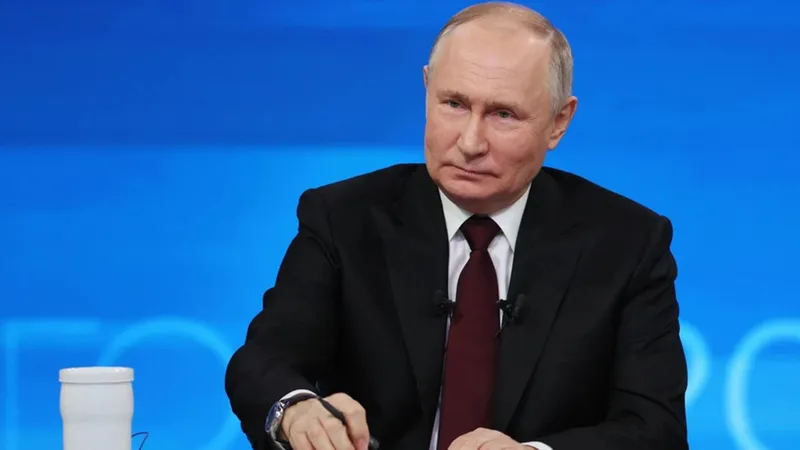 Tổng thống Nga Vladimir Putin tại cuộc họp báo cuối năm ở Moskva. Ảnh: AFP/TTXVN