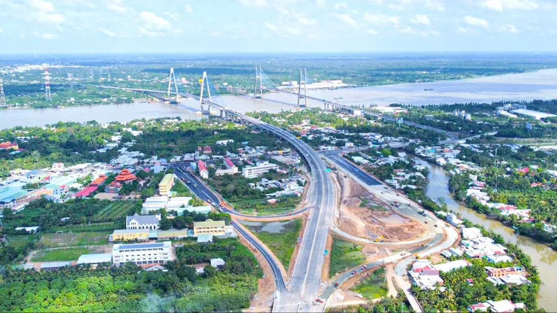 TPHCM đi Cần Thơ còn khoảng 2 giờ
