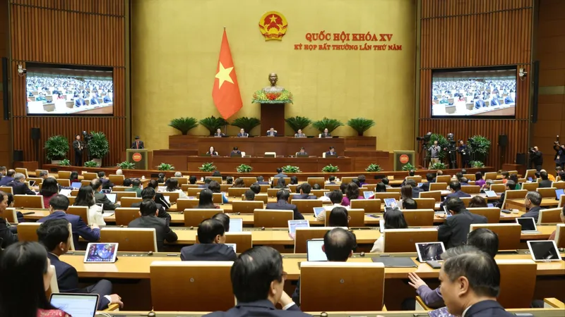 Quốc hội thông qua Luật Đất đai (sửa đổi)