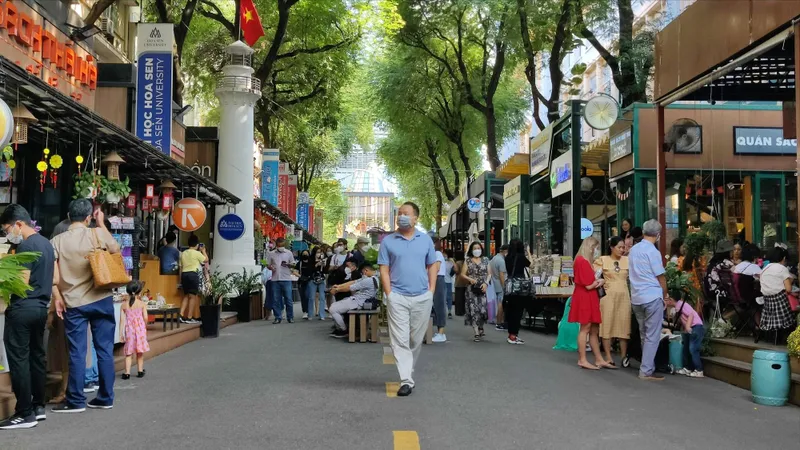 Đến Lễ hội Đường sách được “lì xì sách”