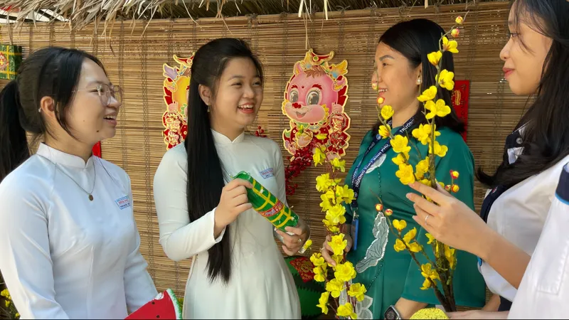 Trưởng thành từ những trang sách