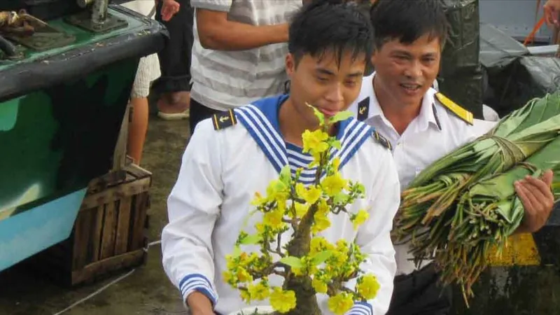 Tấm bánh chưng mang vị chát bàng vuông