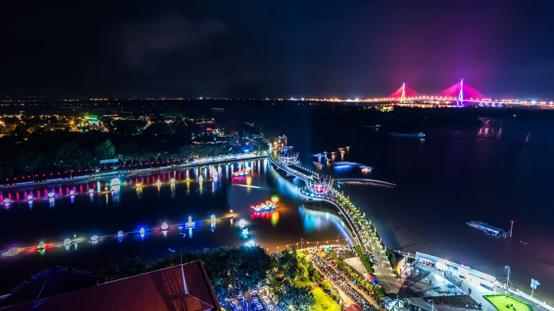 TPHCM - Miền Tây: Sẽ không còn là “Cà Mau xa lắm…” 