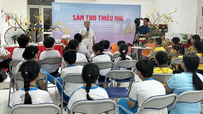 Nhiều hoạt động sôi nổi trước thềm Ngày thơ Việt Nam lần thứ 22