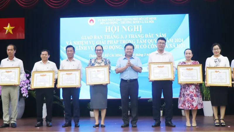 TPHCM: Cần trên 75.000 chỗ làm việc trong quý 2-2024