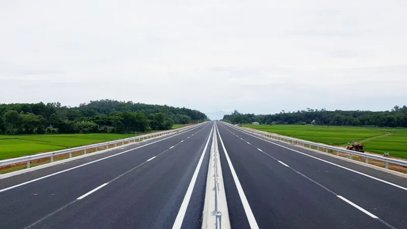 Đề xuất tiếp tục làm 2 dự án đường cao tốc Tân Phú - Bảo Lộc và Bảo Lộc - Liên Khương
