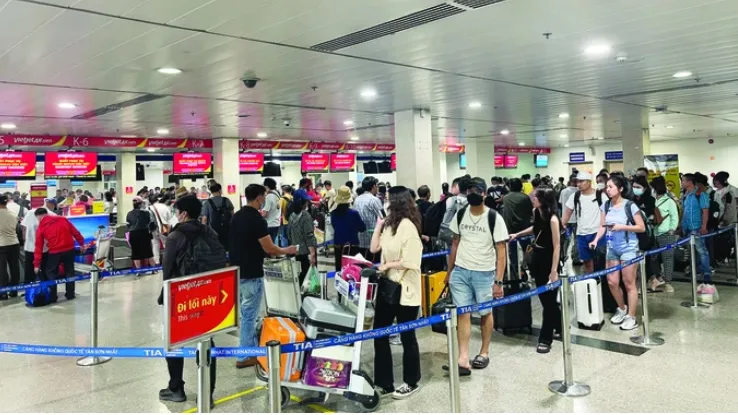 Cục Hàng không Việt Nam lý giải giá vé máy bay tăng cao