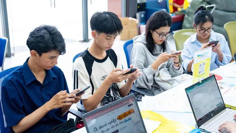Xét tuyển đại học năm 2024: Điểm chuẩn sẽ biến động