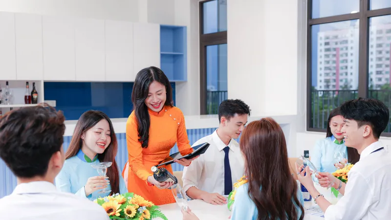 Thí sinh được đi nước ngoài trải nghiệm khi đăng ký xét tuyển tại Trường ĐH Văn Hiến