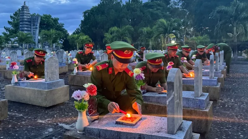 Triển lãm Da cam- lương tri và công lý nhân kỷ niệm 77 năm ngày Thương binh Liệt sĩ tại Quảng Trị