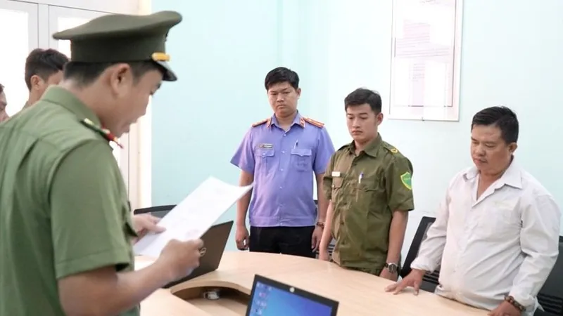 Khởi tố đối tượng "hoạt động nhằm lật đổ chính quyền nhân dân"