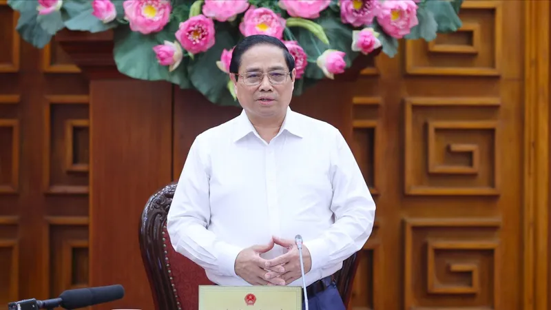 Thủ tướng: Khánh thành đường dây 500 kV mạch 3 vào dịp Quốc khánh năm nay. Ảnh: VIẾT CHUNG