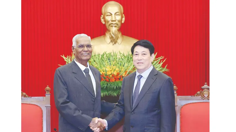 Thường trực Ban Bí thư Lương Cường tiếp Tổng Bí thư Đảng Cộng sản Ấn Độ Doraisamy Raja