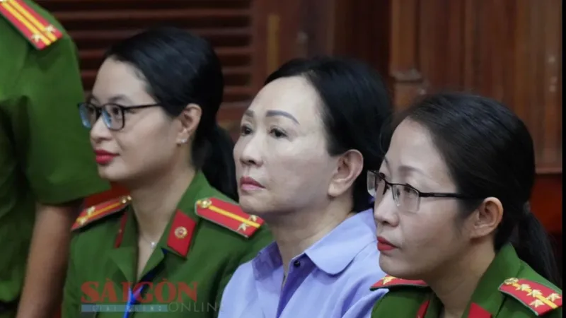 Bị cáo Trương Mỹ Lan tại phiên tòa giai đoạn 1
