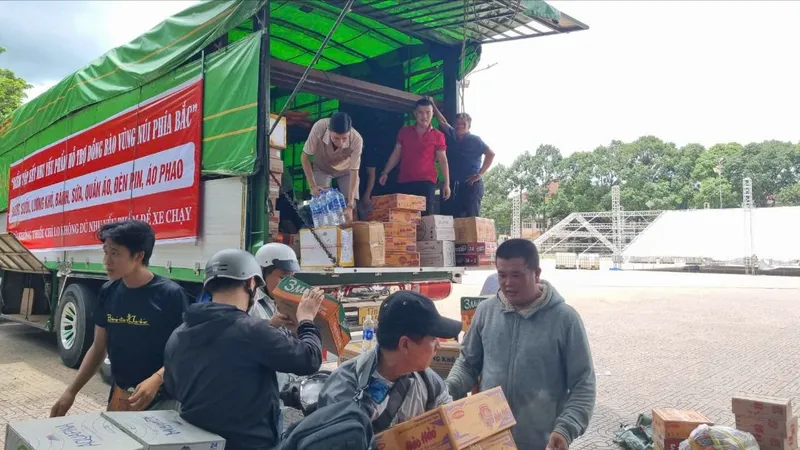 Đắk Lắk, Đắk Nông chia sẻ yêu thương đến bà con vùng lũ lụt