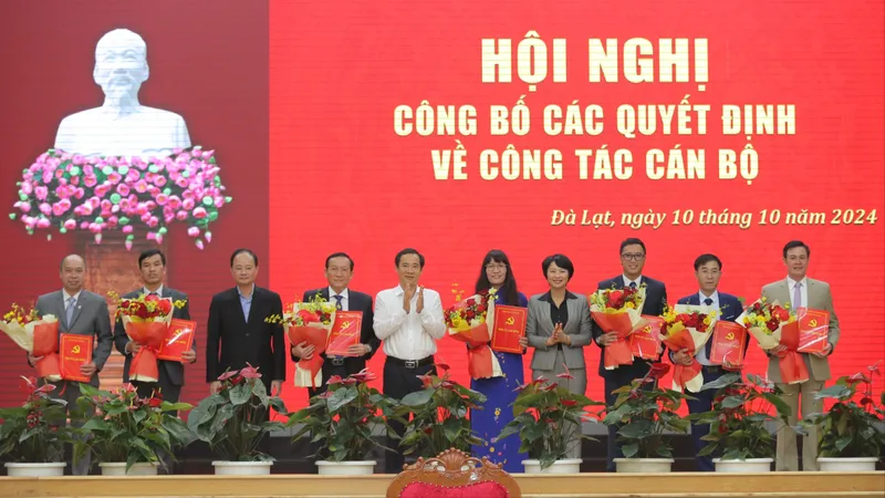 Lâm Đồng bổ nhiệm, điều động nhiều cán bộ