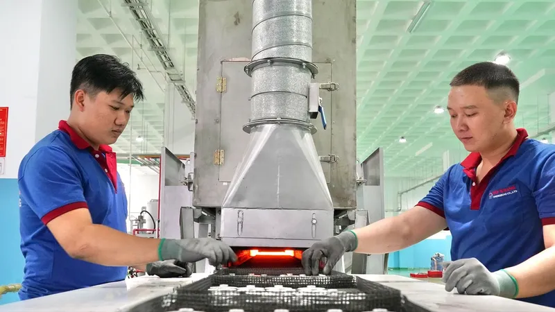 Hỗ trợ doanh nghiệp nhỏ và vừa chuyển đổi mô hình sản xuất