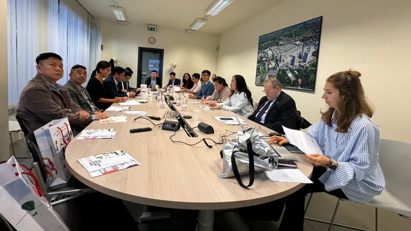 Đoàn công tác TPHCM làm việc với Ban tổ chức Hội sách thiếu nhi Bologna 