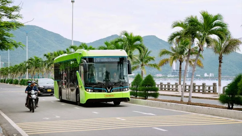 Khánh Hòa phát triển giao thông công cộng để giảm ách tắc tại các tuyến đường du lịch