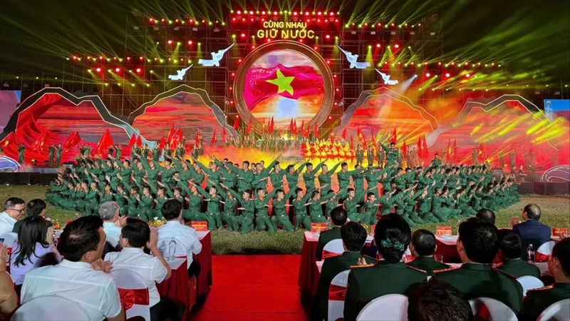 "Cùng nhau giữ nước" - khơi dậy lòng yêu nước và chủ nghĩa anh hùng cách mạng