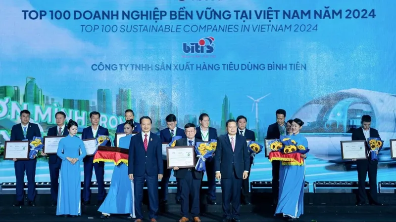 Biti's được vinh danh trong top 100 doanh nghiệp bền vững Việt Nam CSI 2024