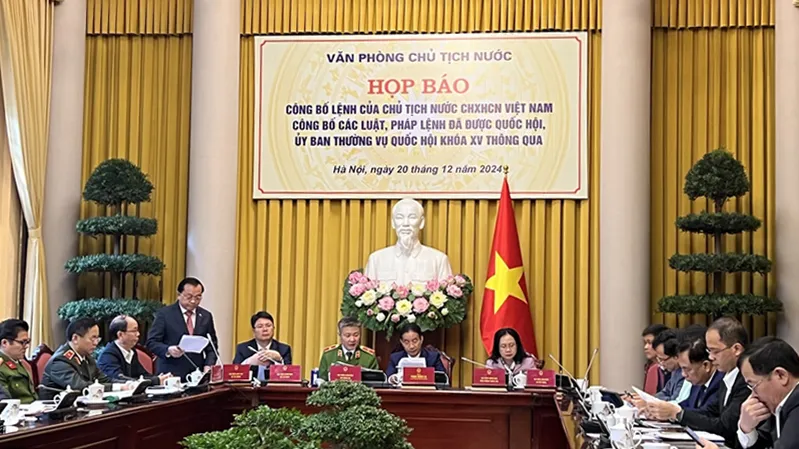 Công bố lệnh của Chủ tịch nước về 9 luật vừa được Quốc hội thông qua