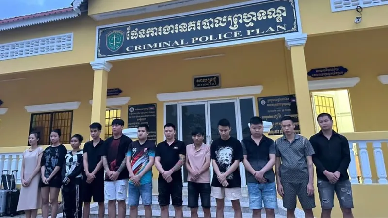 Bắt 18 đối tượng chuyên lừa bán ô tô thanh lý của hải quan