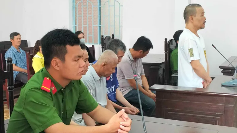 Nhóm đối tượng lừa bán thiên thạch giả với giá 250 triệu USD lãnh 38 năm tù