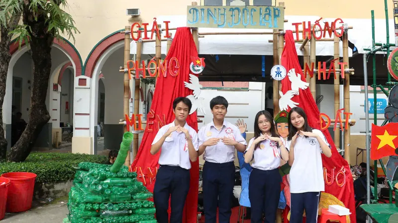 Gần 10.000 học sinh TPHCM tham gia các cụm Hội trại truyền thống 9/1