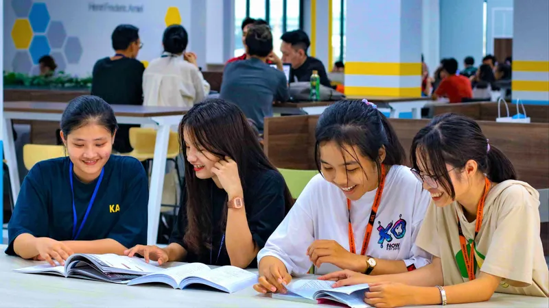 Đại học Quốc gia TPHCM có 1.047 sinh viên là đảng viên