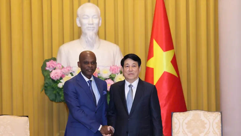 Chủ tịch nước tiếp Bộ trưởng Ngoại giao, Hội nhập khu vực và kiều dân nước Cộng hòa Togo 