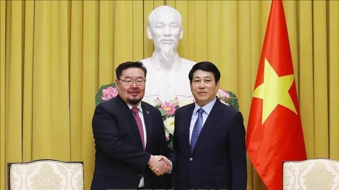 Chủ tịch nước Lương Cường tiếp Chánh Văn phòng Tổng thống Mông Cổ