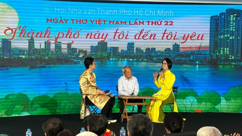 Ngày thơ Việt Nam tại TPHCM: Ngân vang Bài ca thống nhất