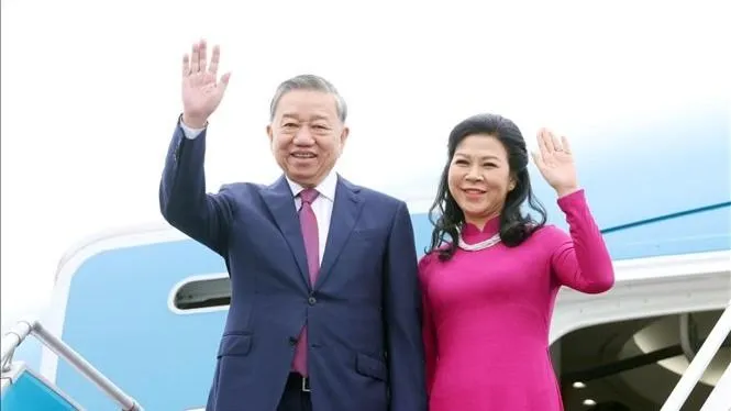 Tổng Bí thư Tô Lâm và Phu nhân lên đường thăm Indonesia và Singapore