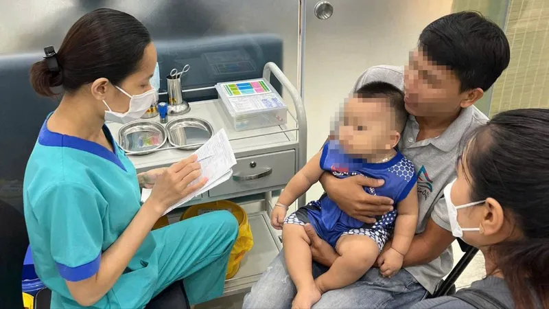 Bộ Y tế tổ chức hội nghị khẩn về phòng chống dịch sởi ngày 15-3