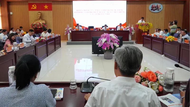 Thảo luận giải pháp để chính quyền hai cấp hoạt động hiệu lực, hiệu quả