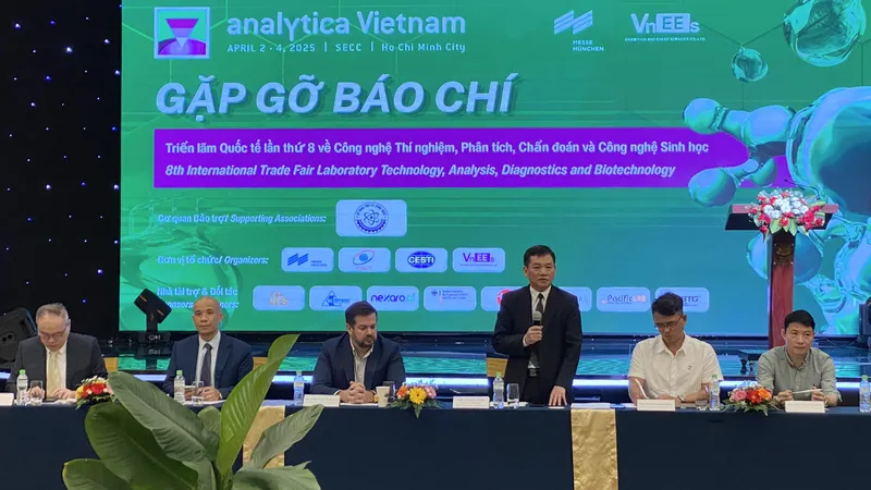 Ông Vũ Anh Tuấn, Phó Cục trưởng Cục Thông tin, thống kê (Bộ KH-CN), chia sẻ thông tin về Analytica Vietnam 2025