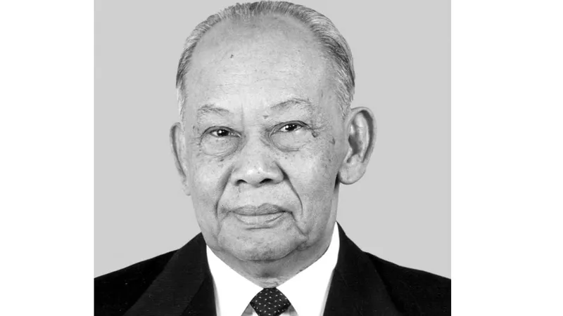 Việt Nam chia buồn với Lào về sự ra đi của đồng chí Khamtay Siphandone
