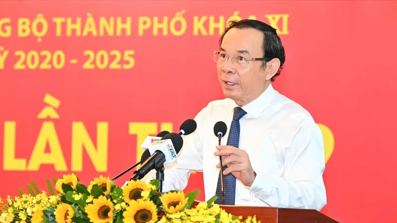 Bí thư Thành ủy TPHCM Nguyễn Văn Nên kết luận hội nghị