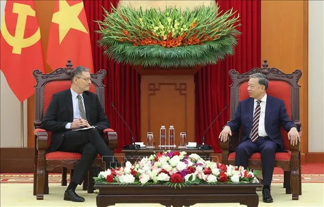 Việt Nam coi trọng và muốn làm sâu sắc hơn nữa quan hệ hữu nghị, hợp tác toàn diện với Pháp