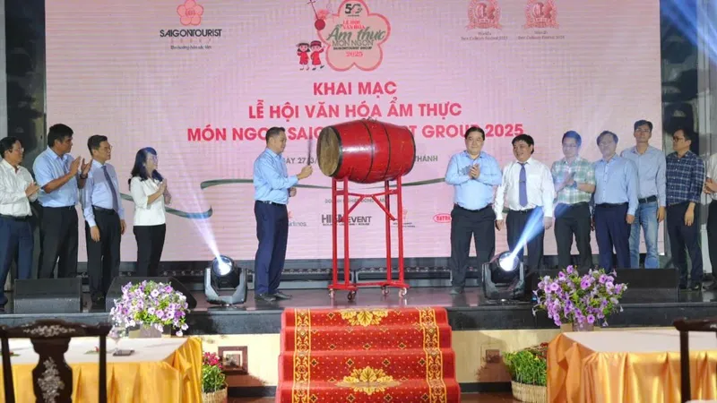 Saigontourist Group ký triển khai “Lễ hội Văn hóa ẩm thực Saigontourist Group – Việt Nam 2025 tại Osaka”