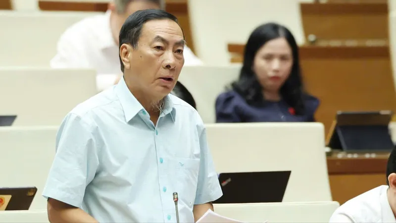 Đại biểu đề nghị phát triển công nghiệp công nghệ số lưu ý tới an ninh môi trường