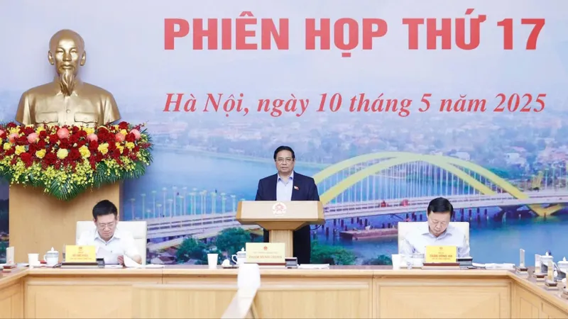 Năm 2025, thực hiện bằng được mục tiêu có ít nhất 3.000km cao tốc 